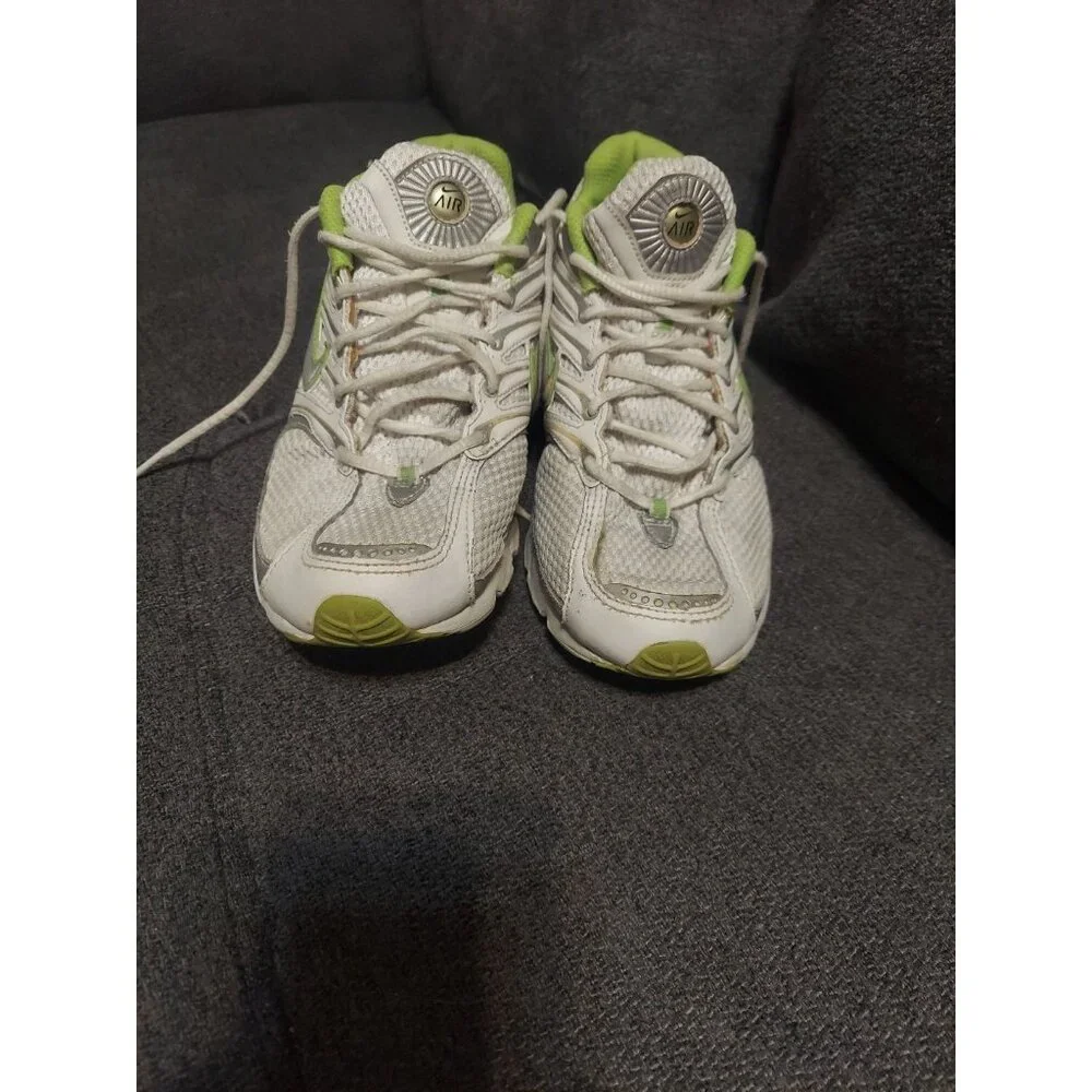 NIKE‎ Air Womens Size 9 Lime Green White Shoes Crossfit Running Shoes